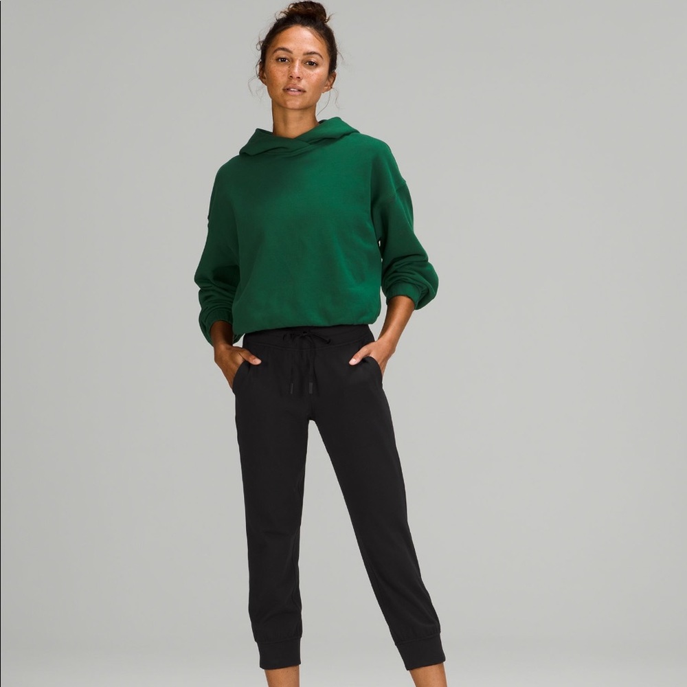 NWT Lululemon Ready To Rulu Crop Joggers